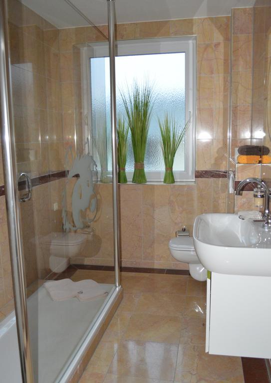 Gaestehaus Grothe Hotell Zinnowitz Rum bild
